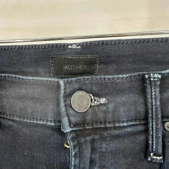 MOTHER The Stunner Zip Two Step Fray Jean in Holding Hands B1561 - Picture 3 of 7